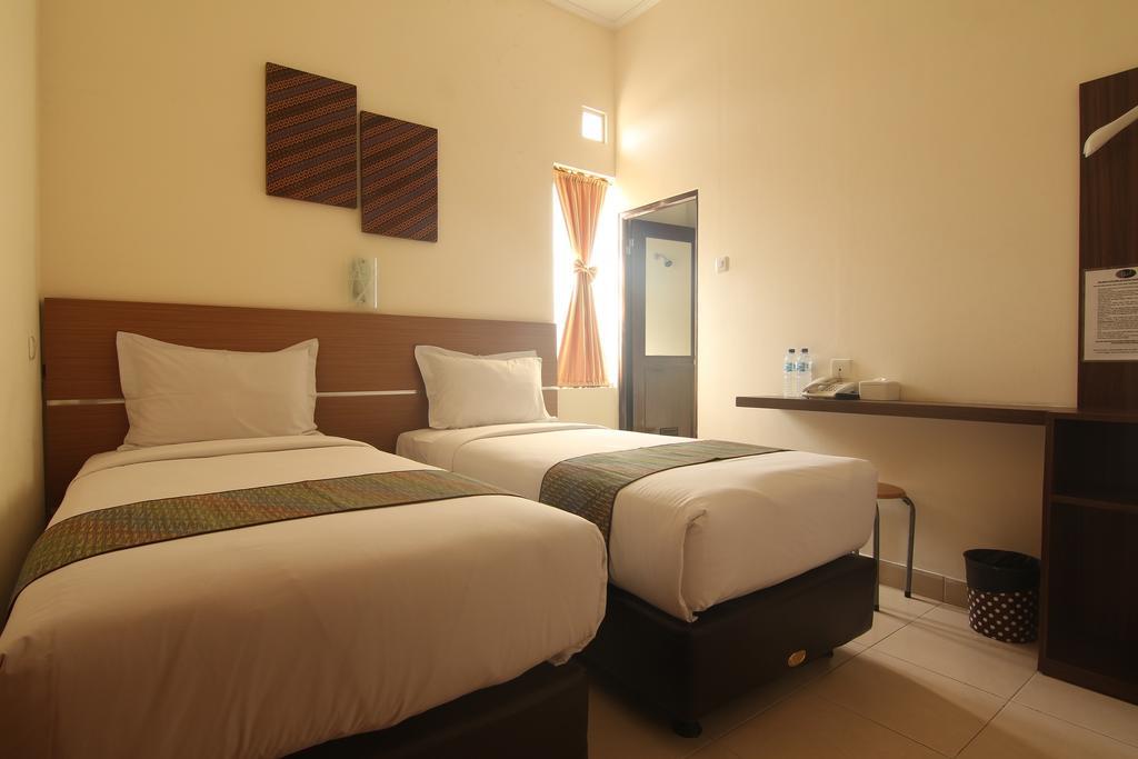 Hotel Pules Yogyakarta Szoba fotó