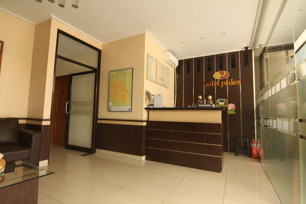 Hotel Pules Yogyakarta Kültér fotó