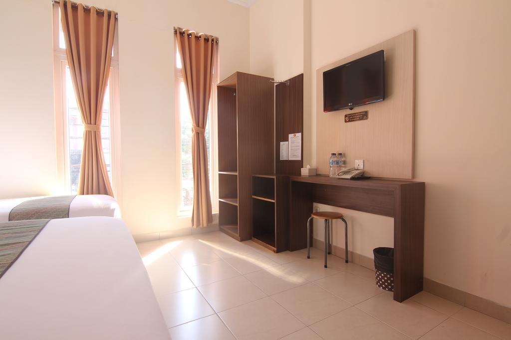 Hotel Pules Yogyakarta Szoba fotó